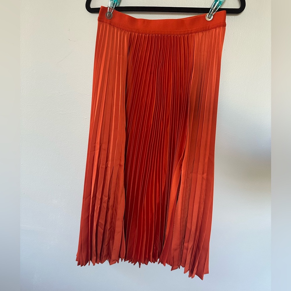 Halogen Vibrant Orange Pleated Midi Skirt